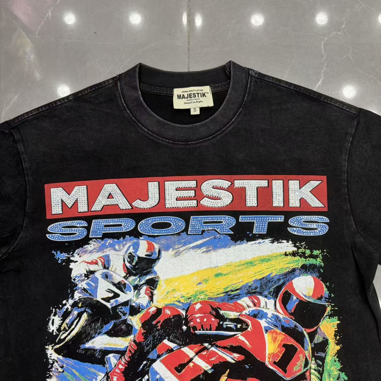 MAJESTIK Superbike Racing Graphic T-Shirt