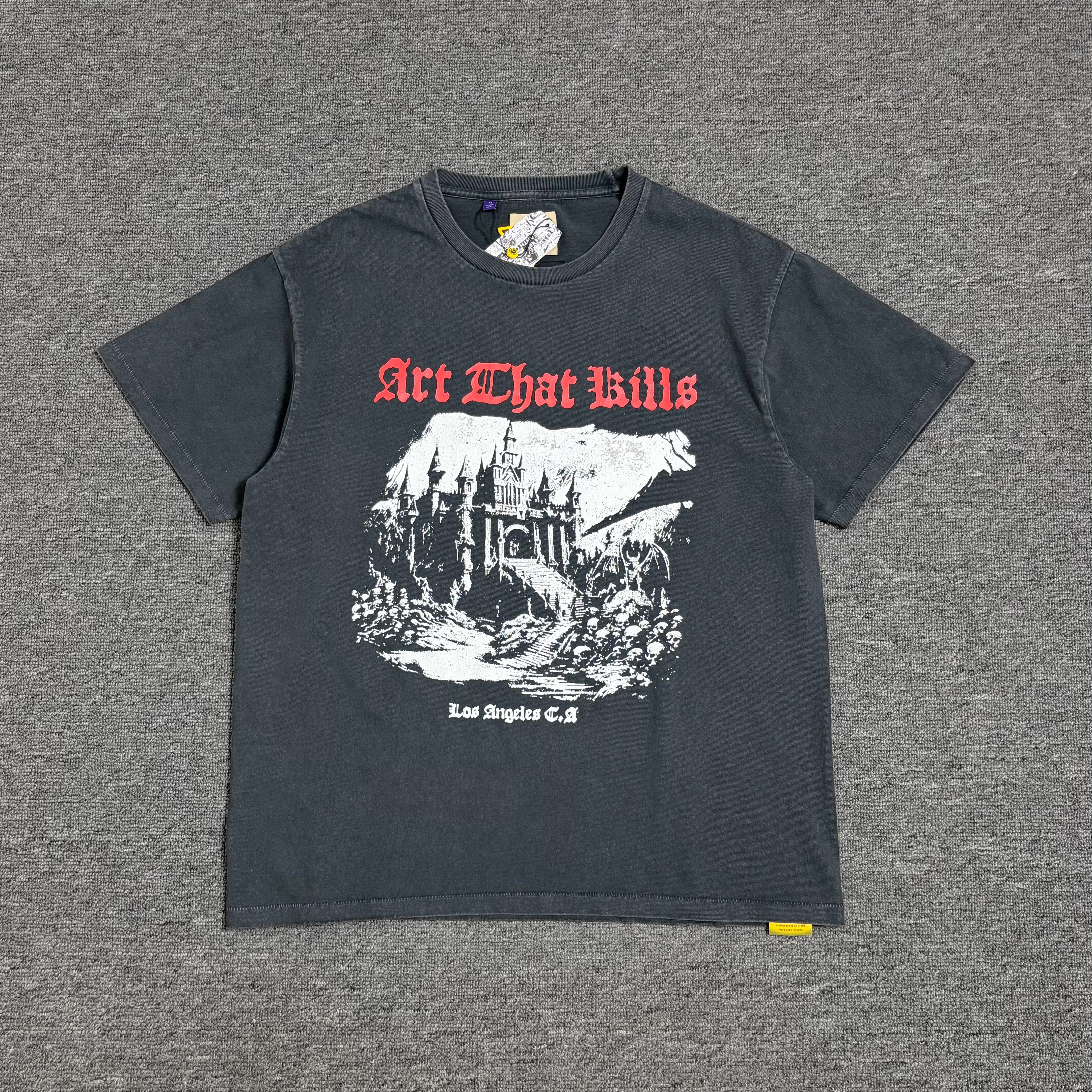 Gallery Depot. Atk Castle Tee Vintage Black Vintage Castle Printed Short Sleeves